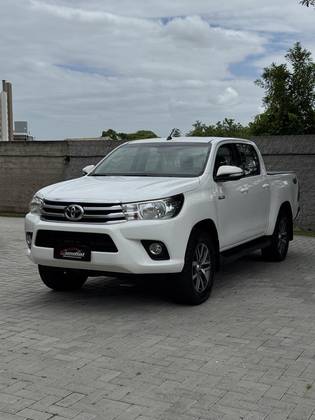 TOYOTA HILUX 2.8 STD 4X4 CD 16V DIESEL 4P MANUAL